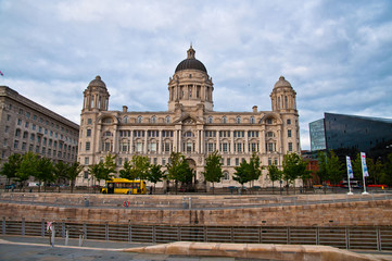 Fototapeta na wymiar Port of Liverpool Building