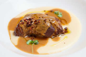 Stewed veal with potato mash