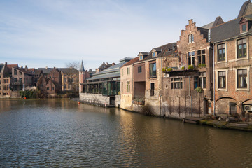 Fototapeta na wymiar Gent canal with medieval buildings