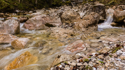 Fluss in der Pöllatschlucht im Ostallgäu