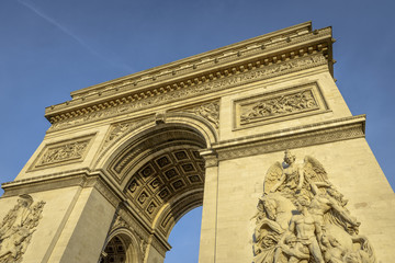 Fototapeta na wymiar Arc de Triomphe in a clear day