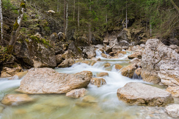 Fluss in der Pöllatschlucht im Ostallgäu