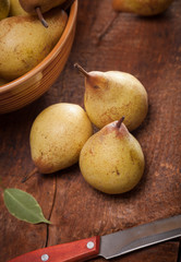 yellow pears