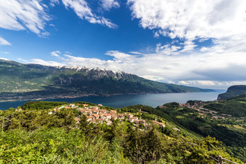 Fototapeta na wymiar Gardasee Monte Baldo Panorama Blick nach Süden