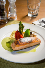 salmon steak restaurant dish set