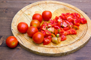 Cut tomato on chopping board