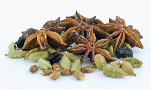 Star Anise ,barberry ,cinnamon, Cardamom, On White Background