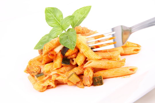 Casserole: penne, chicken, cheese, courgette, basil