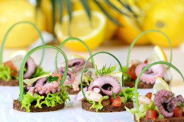 Fingerfood mit Meeresfrüchten