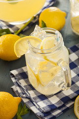 Homemade Refreshing Yellow Lemonade