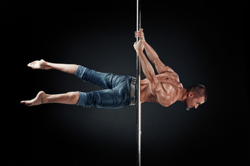 Poledance
