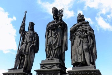 Fototapeta na wymiar Beautiful Prague Bridge Statues