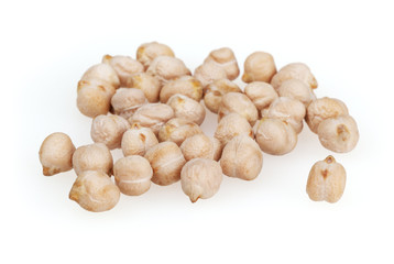 Fototapeta na wymiar Chickpeas isolated on white background with clipping path