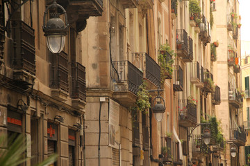 Calle en el centro de Barcelona, España