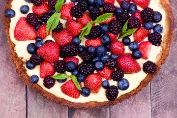 berry tart