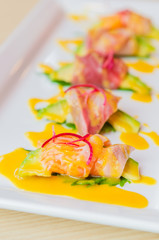 Sashimi avocado japanese food