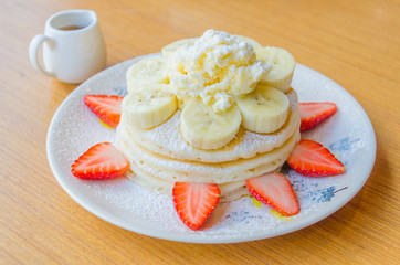 Pancake strawberry banana