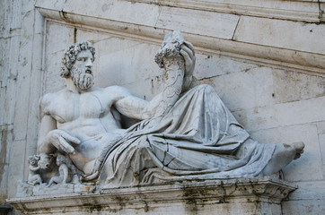 Fototapeta na wymiar Sculpture at the Piazza del Campidoglio in Rome