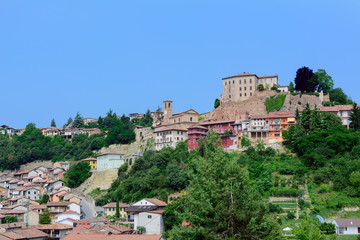 Fototapeta premium Paese di Castellinaldo - Roero - Piemonte