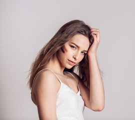 Obraz premium Beautiful young woman native American Indian