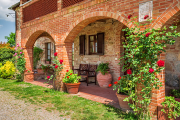 Fototapeta na wymiar Summer cottage agriturismo in Tuscany, Italy
