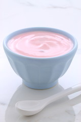Berries french style yogurt