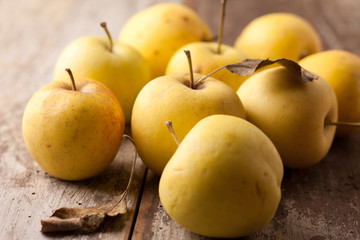 green apples