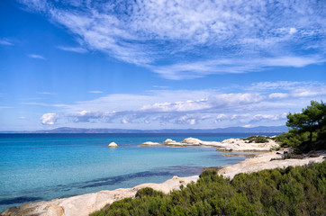 Obraz premium Rocky coast and sandy gulfs, in Chalkidiki, Greece