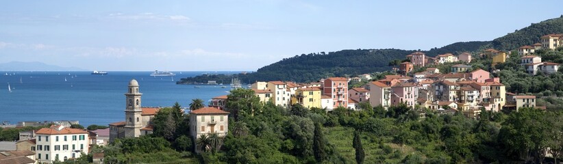 Fototapeta na wymiar Marola. Zatokę Poetów. Liguria, Włochy