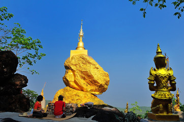 Golden rock, Kyaikhtiyo pagoda