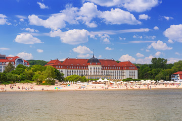 Obraz premium Summer on the beach of Baltic Sea in Sopot, Poland