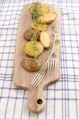 oven baked potato with thyme