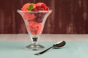 Red fruits ice cream
