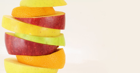 Fototapeta na wymiar some slices of different fresh fruits