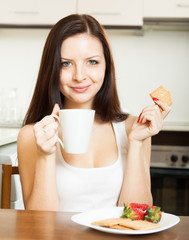 woman drinking tea