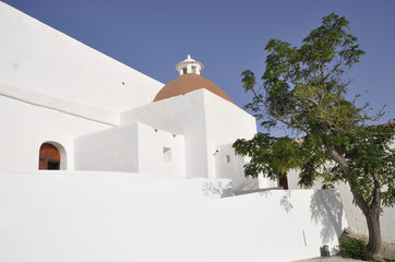 St. Eulalia church in Ibiza © CLAUDIO