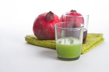 succo di wheatgrass e melograno