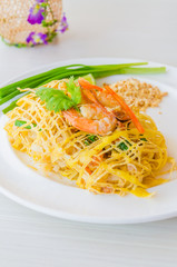 Pad thai