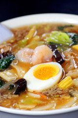 五目あんかけラーメン