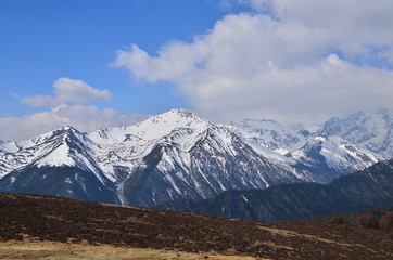 Fototapeta premium Himalayas Mountain Range in Yunnan, China