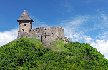 Fototapeta na wymiar Ruin of Castle Somoska, Slovakia