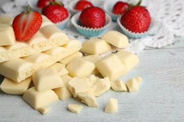 White chocolate bar with fresh strawberries,
