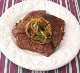 Leber mit Röstzwiebeln