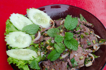 thai sweet liver salad on dish
