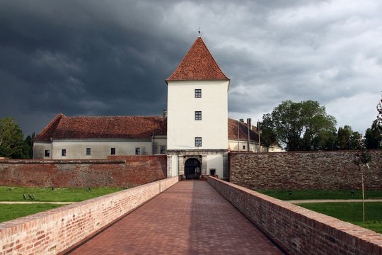 Castle in S&aacute;rv&aacute;r (Sarvar), Hungary before the storm.