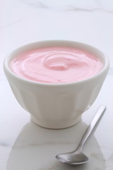 Obraz na płótnie Canvas Berries french style yogurt