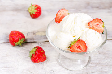 ice cream with strawberry