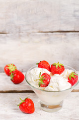ice cream with strawberry