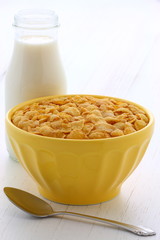 Healthy corn flakes breakfast