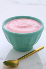 Berries french style yogurt